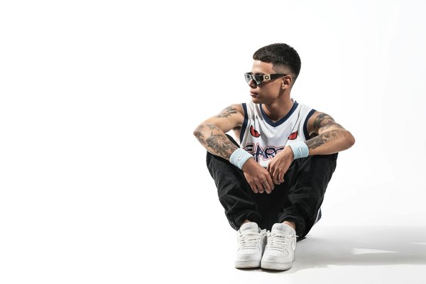 Explorer le style unique avec une marque de vêtements et accessoires japonais