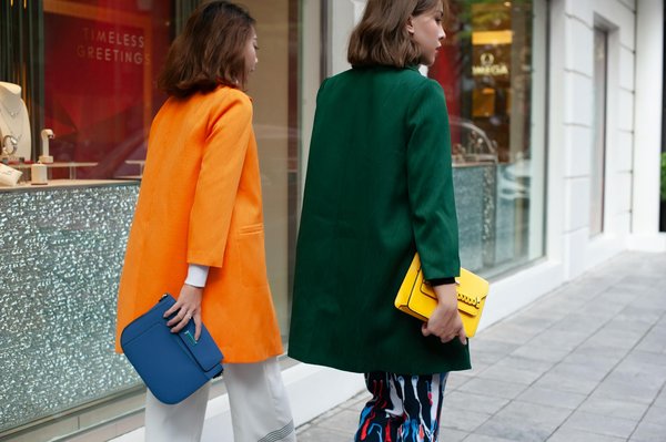 Découvrez le slip bain homme transparent : confort et style